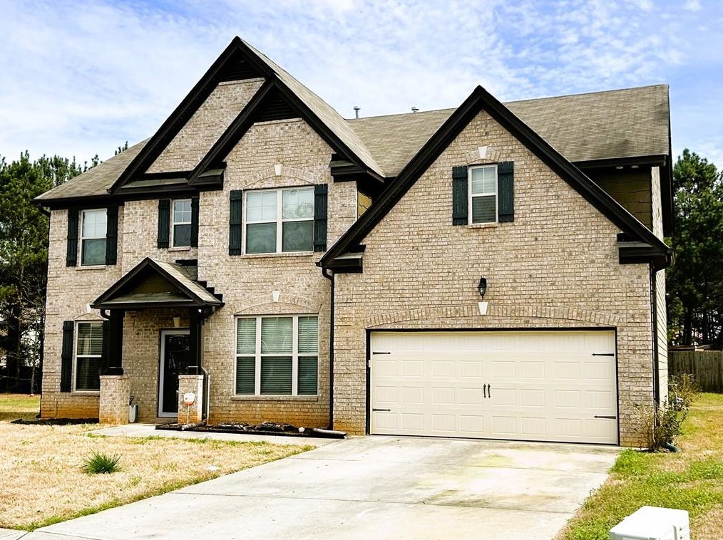3075 Duke Dr, Fairburn, GA 30213-8301