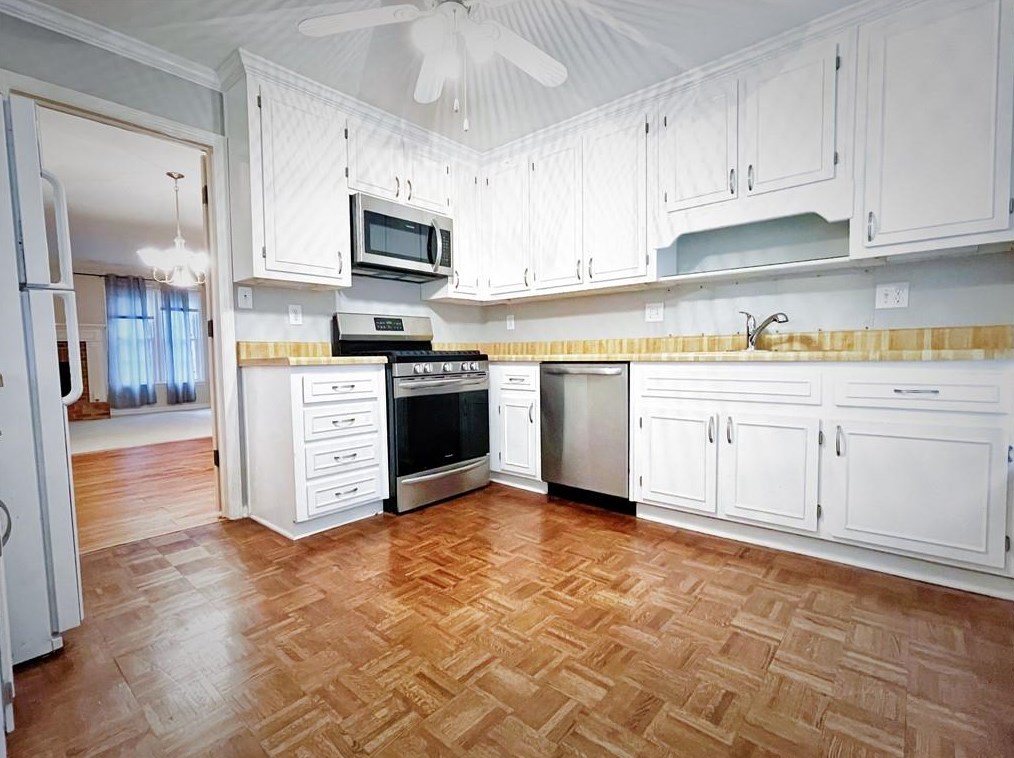 1400 Old Virginia Ct Se, Marietta, GA 30067
