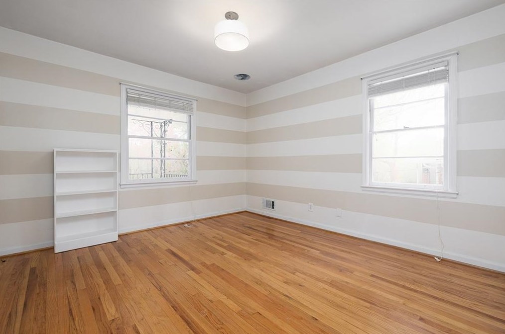 1016 Willivee Dr, Decatur GA  30033-4131 exterior