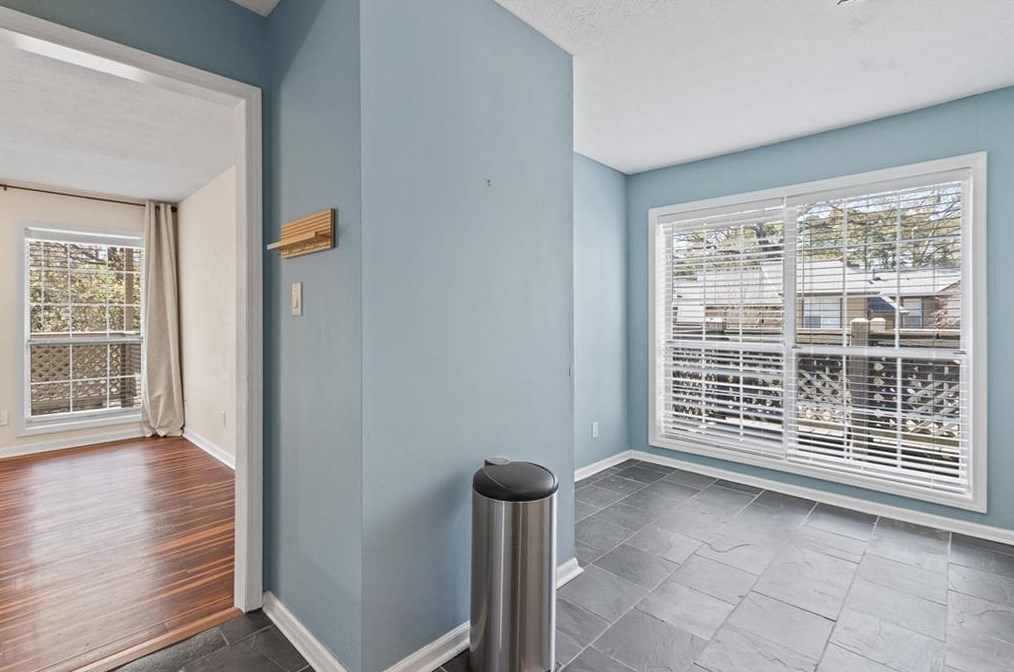 1305 Weatherstone Way, Atlanta GA  30324-4641 exterior