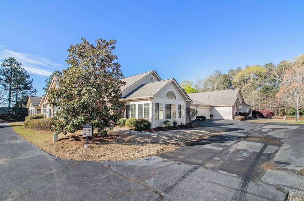 300 Silver Summit Dr Se, Conyers, GA 30094