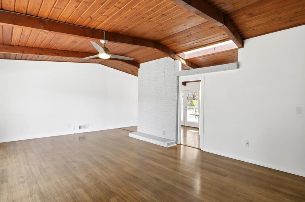 3684 Northlake Dr, Atlanta GA  30340-4138 exterior