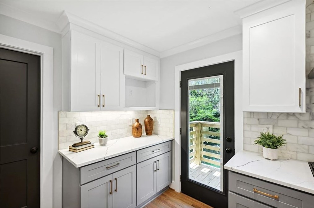 2432 Nancy Ln, Atlanta GA  30345-1923 exterior