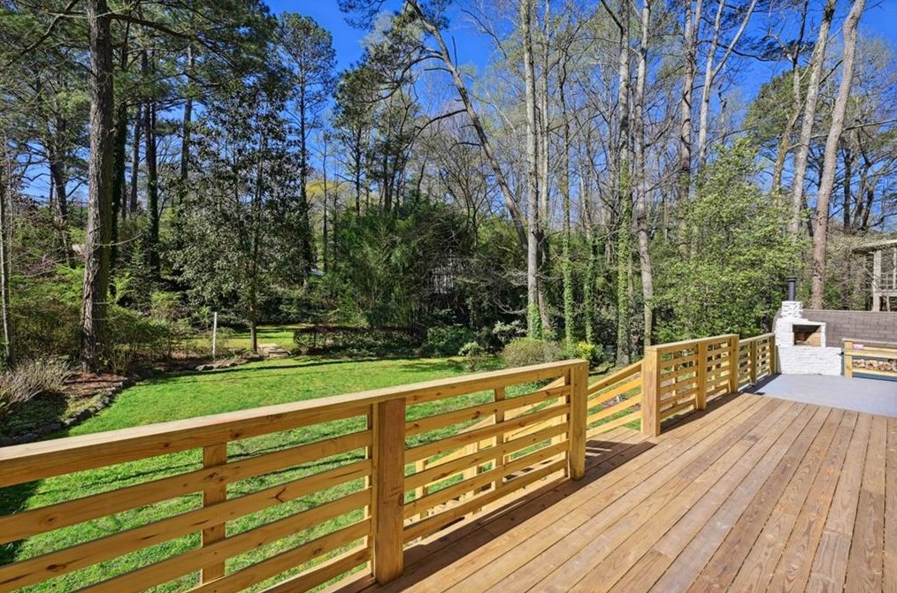 2432 Nancy Ln, Atlanta GA  30345-1923 exterior