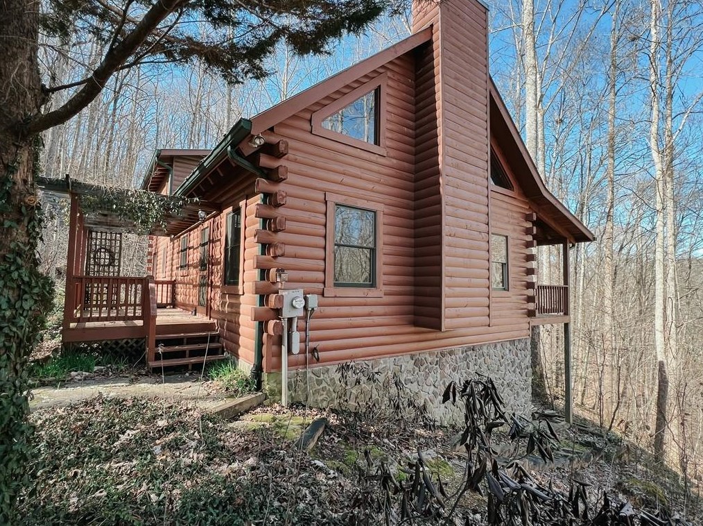160 Trickle Creek, Clayton, GA 30525