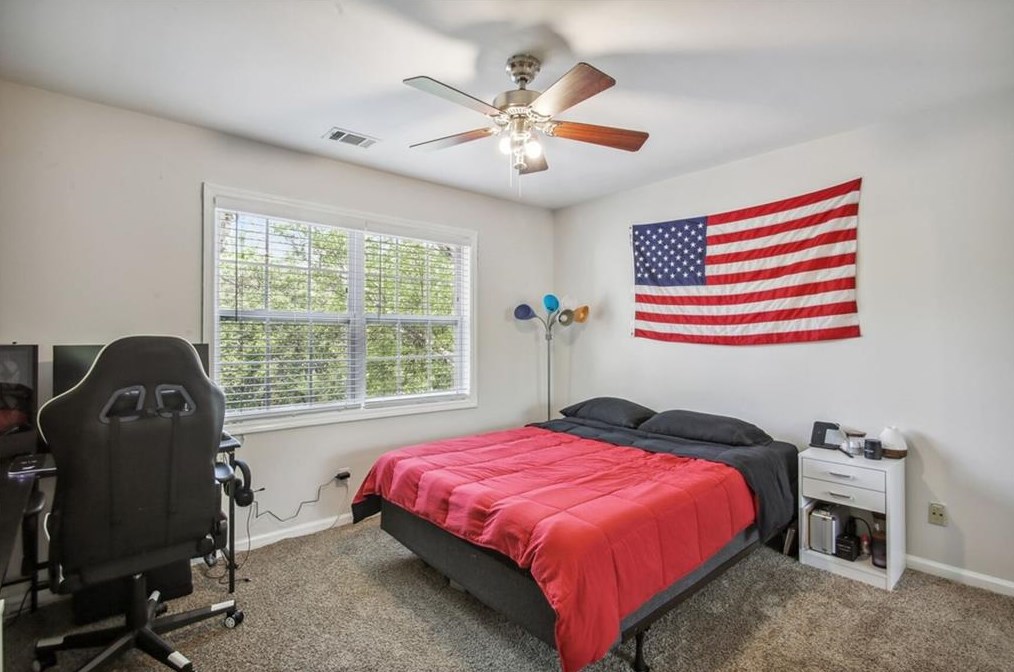 701 Bridge Ln, Smyrna GA  30082-3839 exterior