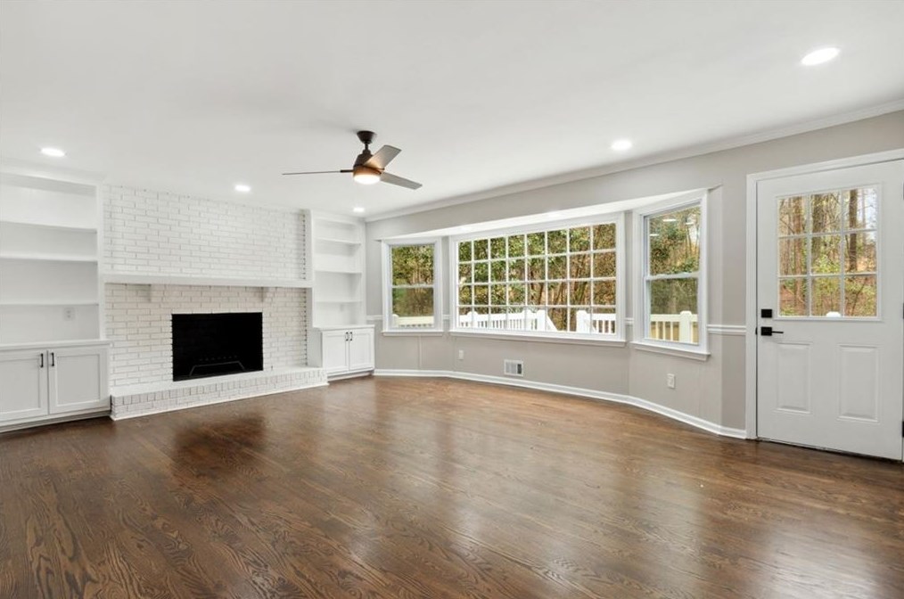 150 Waverly Hall Close, Roswell, GA 30075-2118
