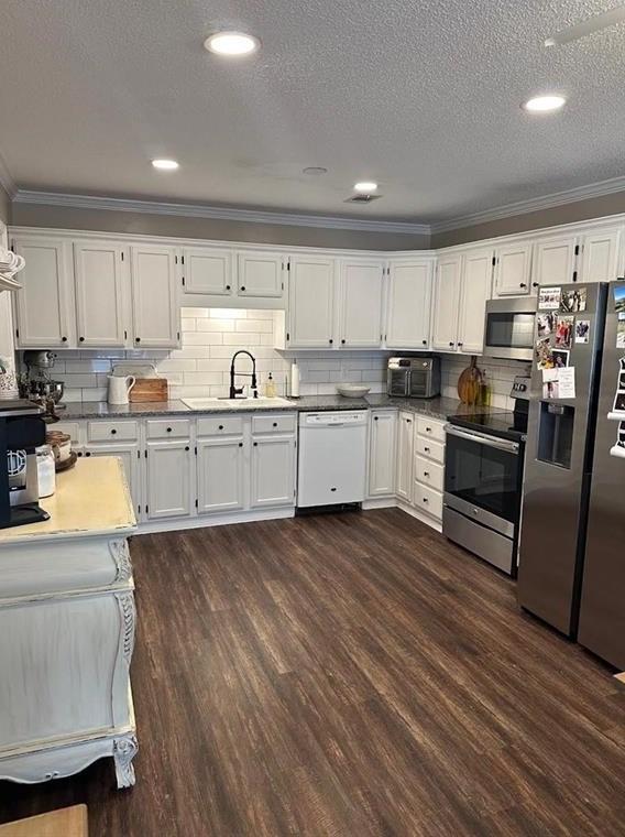 481 Mt Vernon Dr, Calhoun, GA 30701