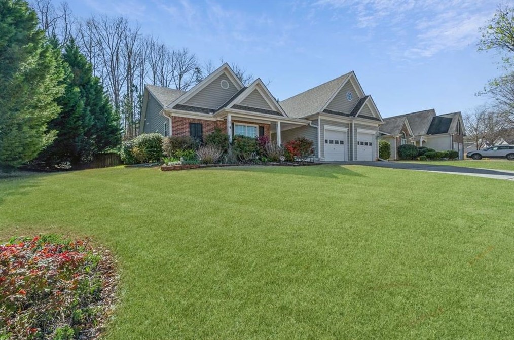 445 Ballyshannon Dr, Dacula, GA 30019-6576