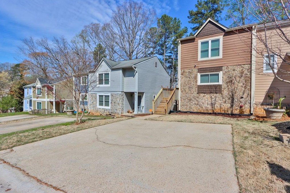 1330 Ridgecrest Ln Se, Smyrna, GA 30080