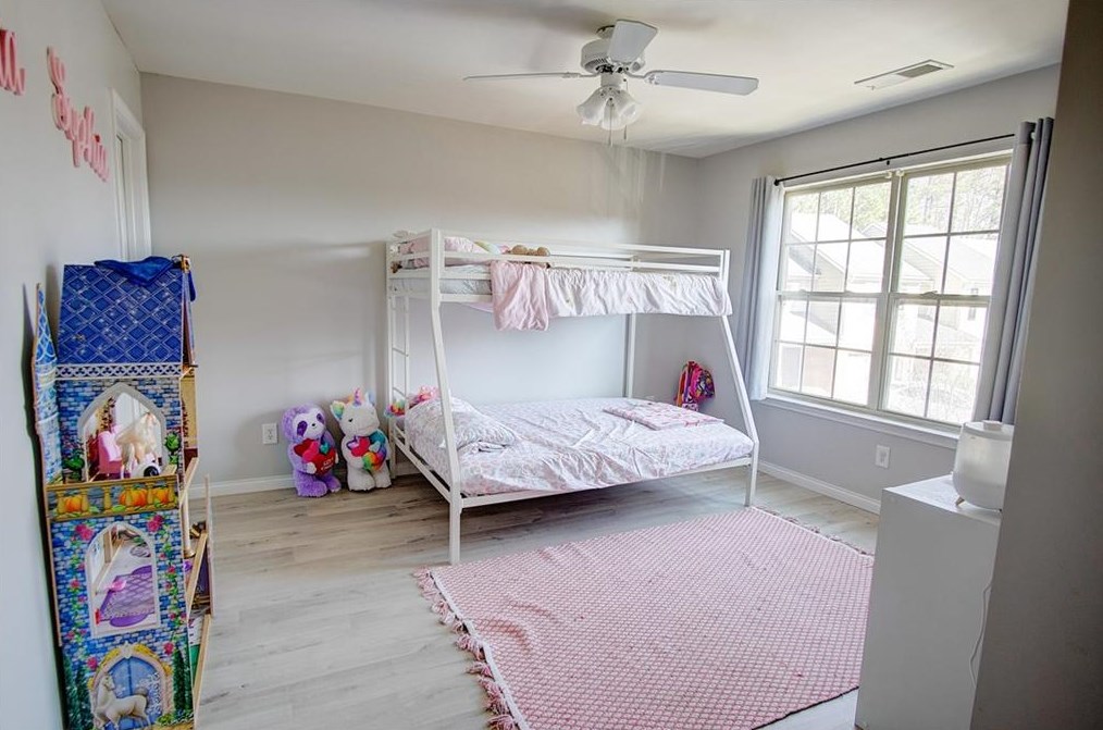 139 Avalon Dr, Calhoun GA  30701-9434 exterior