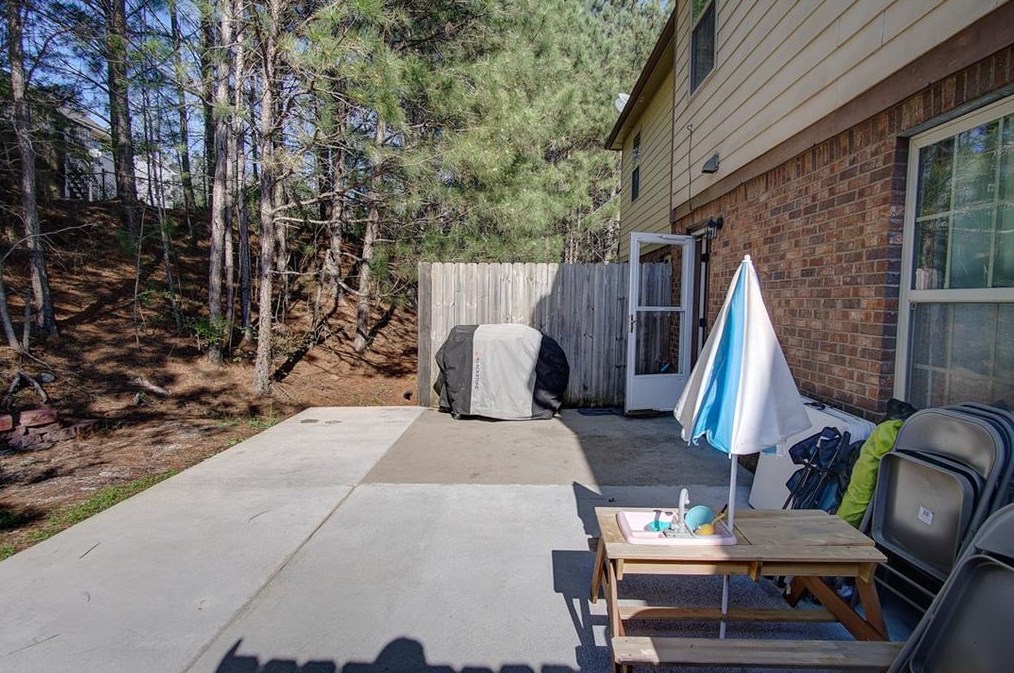 139 Avalon Dr, Calhoun GA  30701-9434 exterior