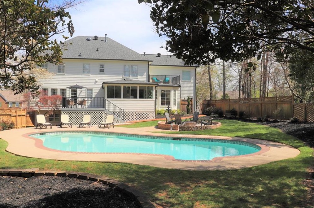 120 Barrow Downs, Alpharetta GA  30004-4013 exterior