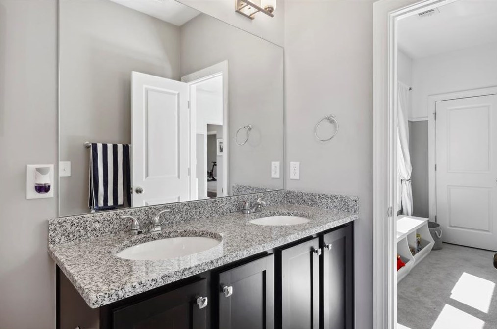 2007 Preston Park Pl, Decatur GA  30032-5280 exterior