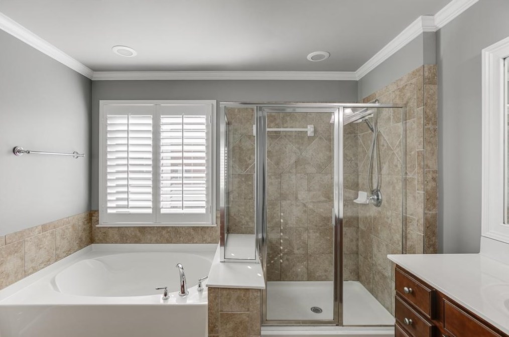 7 High Gate Trl, Decatur GA  30030-1334 exterior