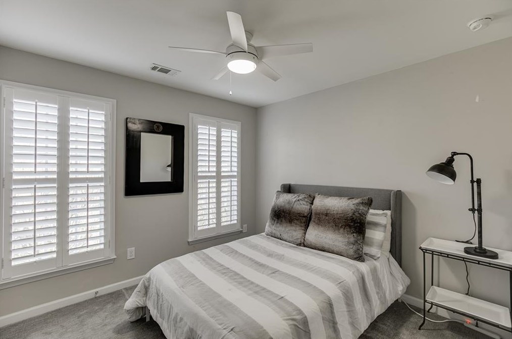 7 High Gate Trl, Decatur GA  30030-1334 exterior