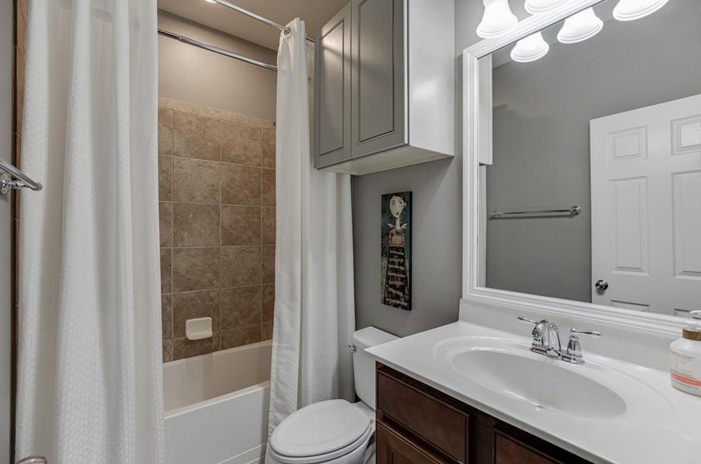 7 High Gate Trl, Decatur GA  30030-1334 exterior