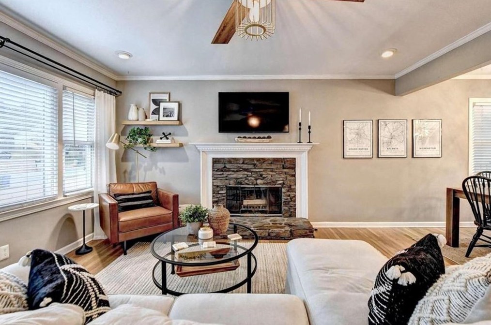 2227 Desmond Dr, Decatur GA  30033-4740 exterior