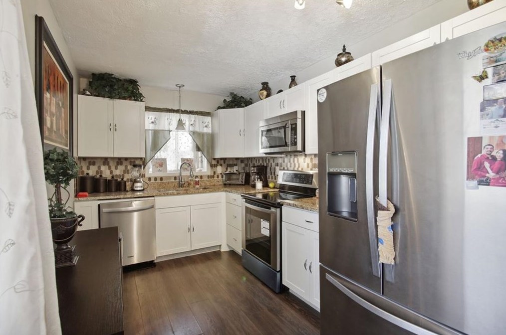 4010 Northstrand Dr, Decatur, GA 30035-2372