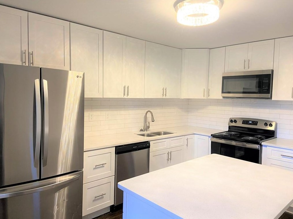 2555 Mellville Ave, Decatur, GA 30032