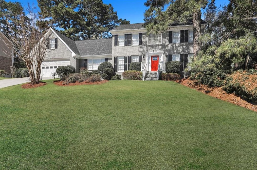 4011 Colonial Dr Sw, Lilburn, GA 30047
