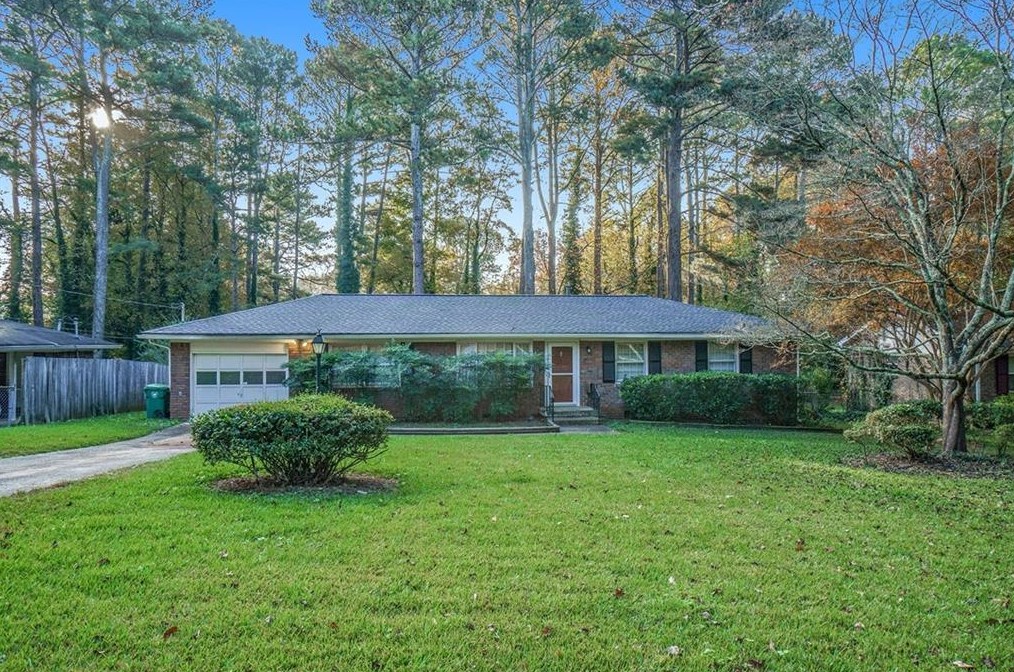 6095 Mincey Rd, Stone Mountain, GA 30087