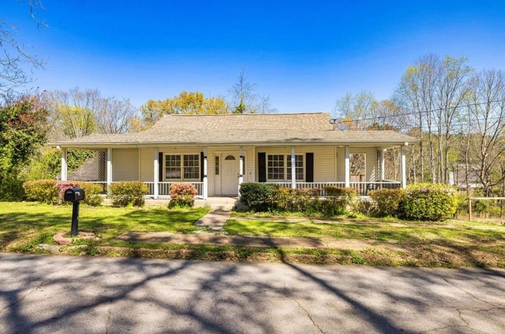 214 Sims St, Palmetto, GA 30268