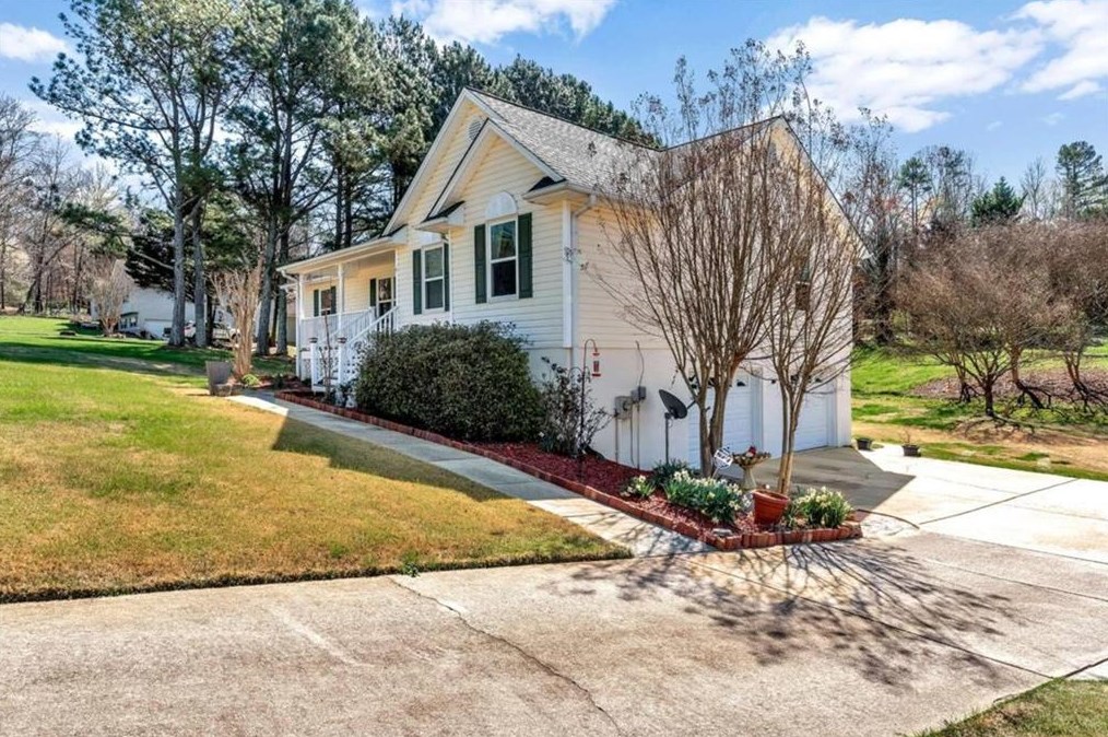 3723 Woodlane Rd, Gainesville, GA 30506