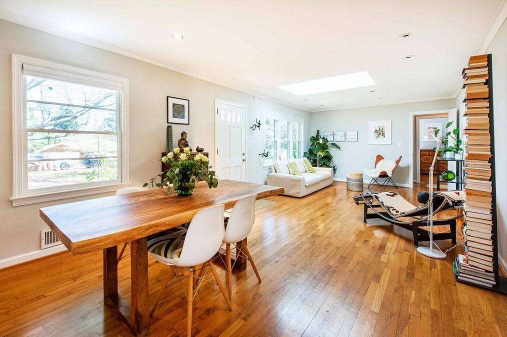 430 Bridlewood Cir, Decatur GA  30030-1617 exterior