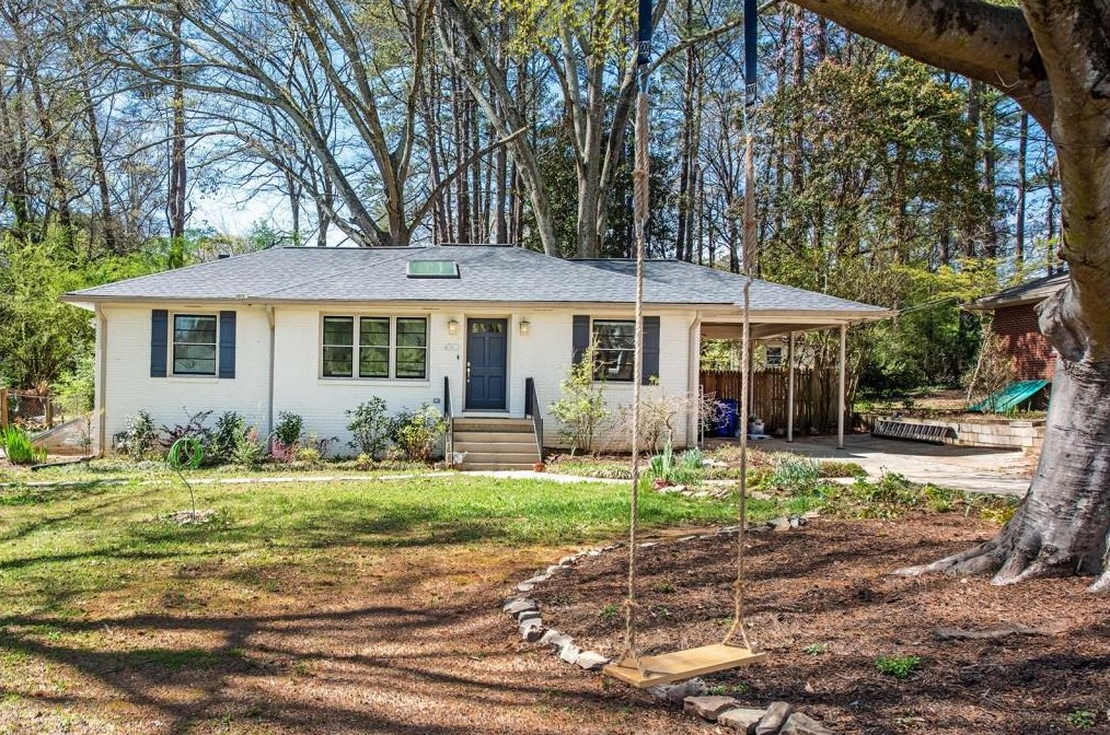 430 Bridlewood Cir, Decatur GA  30030-1617 exterior