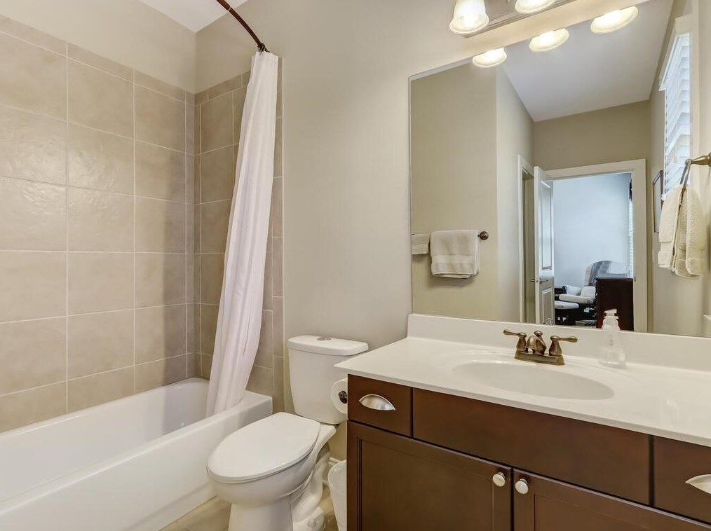 5022 Groover Dr, Smyrna GA  30080-7222 exterior