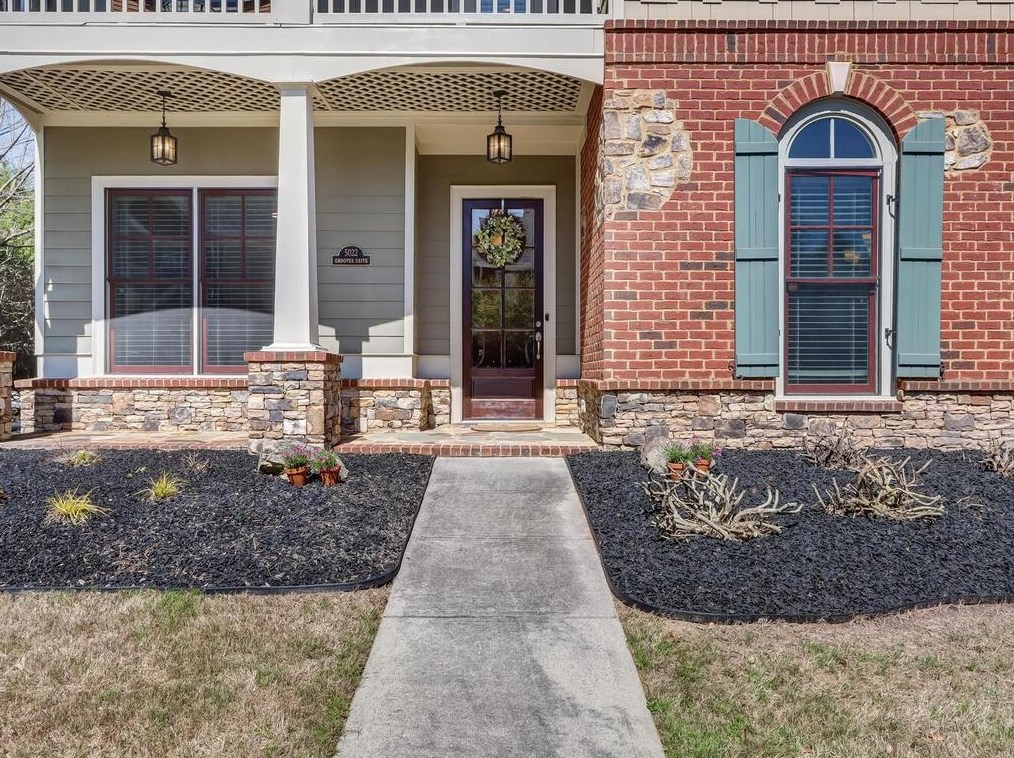 5022 Groover Dr, Smyrna GA  30080-7222 exterior