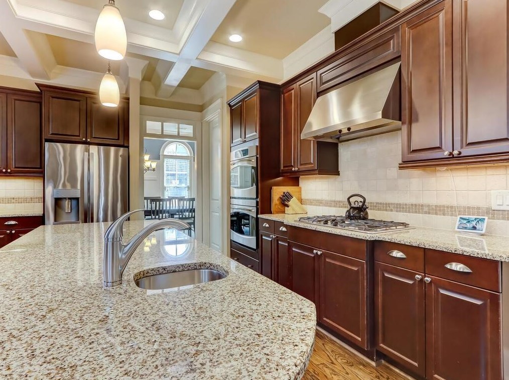 5022 Groover Dr, Smyrna GA  30080-7222 exterior