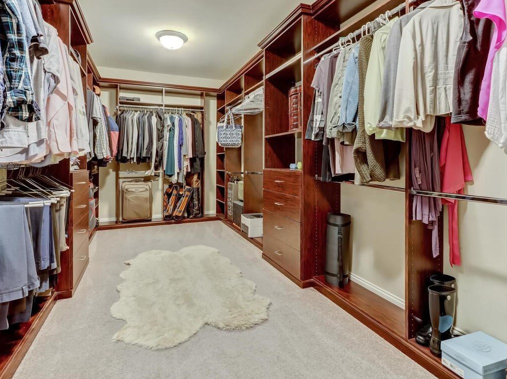 5022 Groover Dr, Smyrna GA  30080-7222 exterior