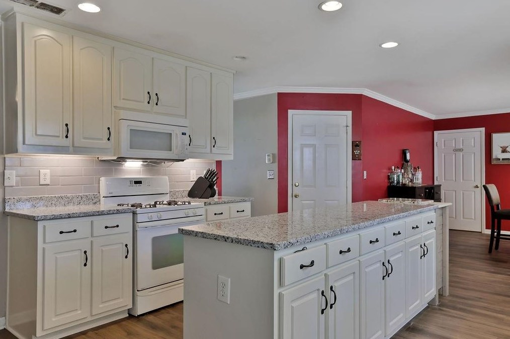 1336 Bramlett Forest Ct, Lawrenceville GA  30045-2687 exterior