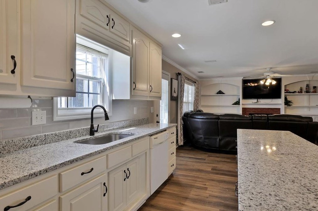 1336 Bramlett Forest Ct, Lawrenceville GA  30045-2687 exterior