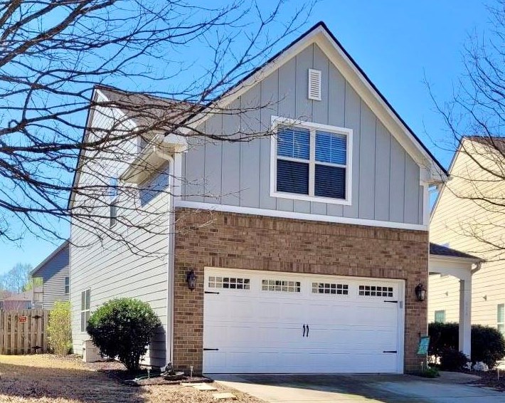 904 Silver Lake Dr, Acworth, GA 30102-2035