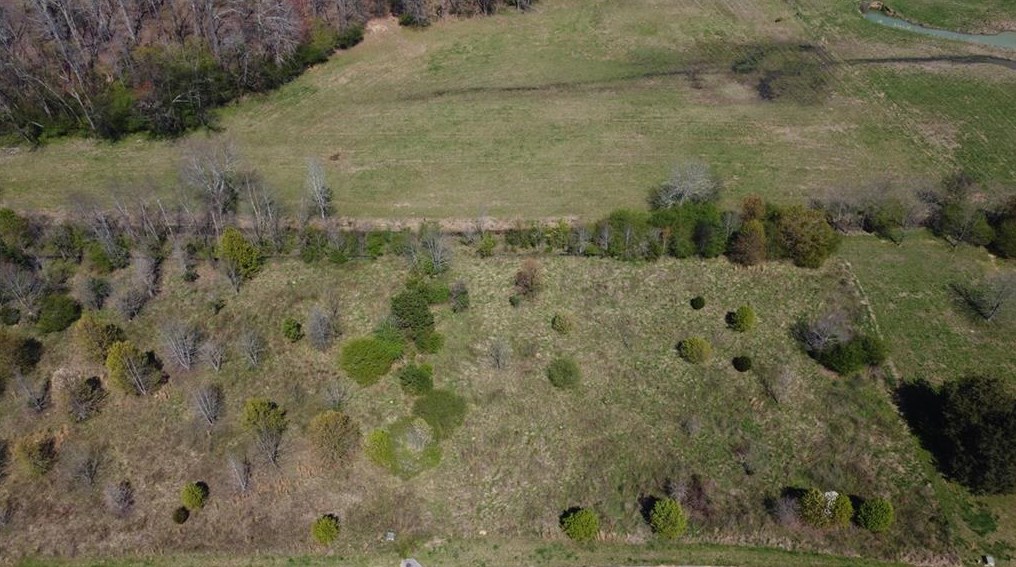 372 Peachtree Ln, Calhoun GA  30701-4388 exterior