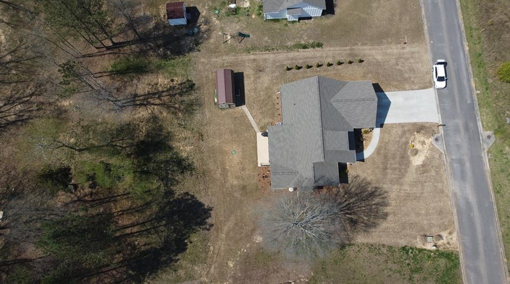 372 Peachtree Ln, Calhoun GA  30701-4388 exterior