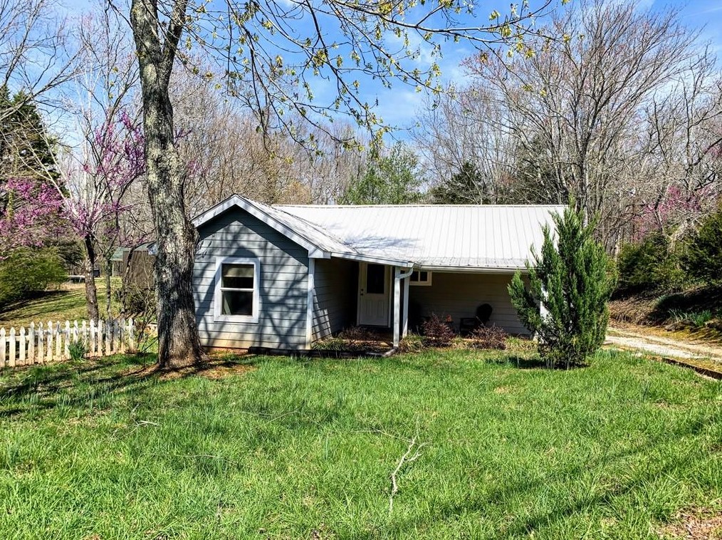 375 Maine St, Demorest, GA 30535