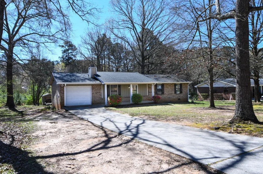 65 Carriage Cir, Stockbridge, GA 30281