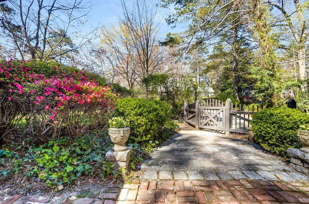 523 Glendale Ave, Decatur GA  30030-1602 exterior