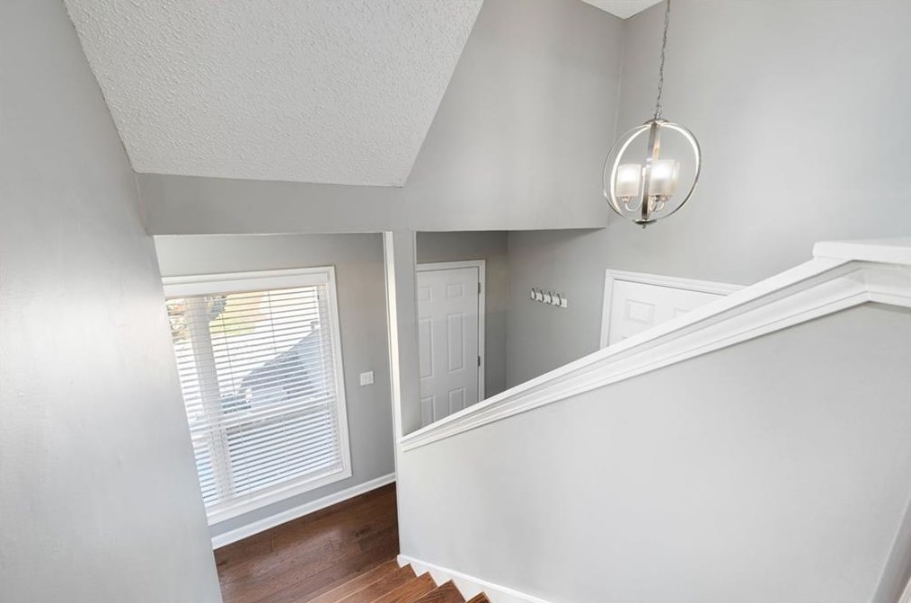 1000 Creatwood Cir, Smyrna GA  30080-8211 exterior