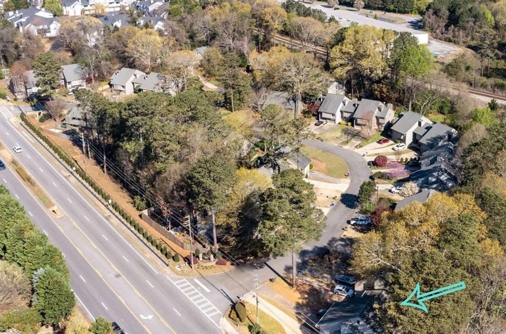 1000 Creatwood Cir, Smyrna GA  30080-8211 exterior