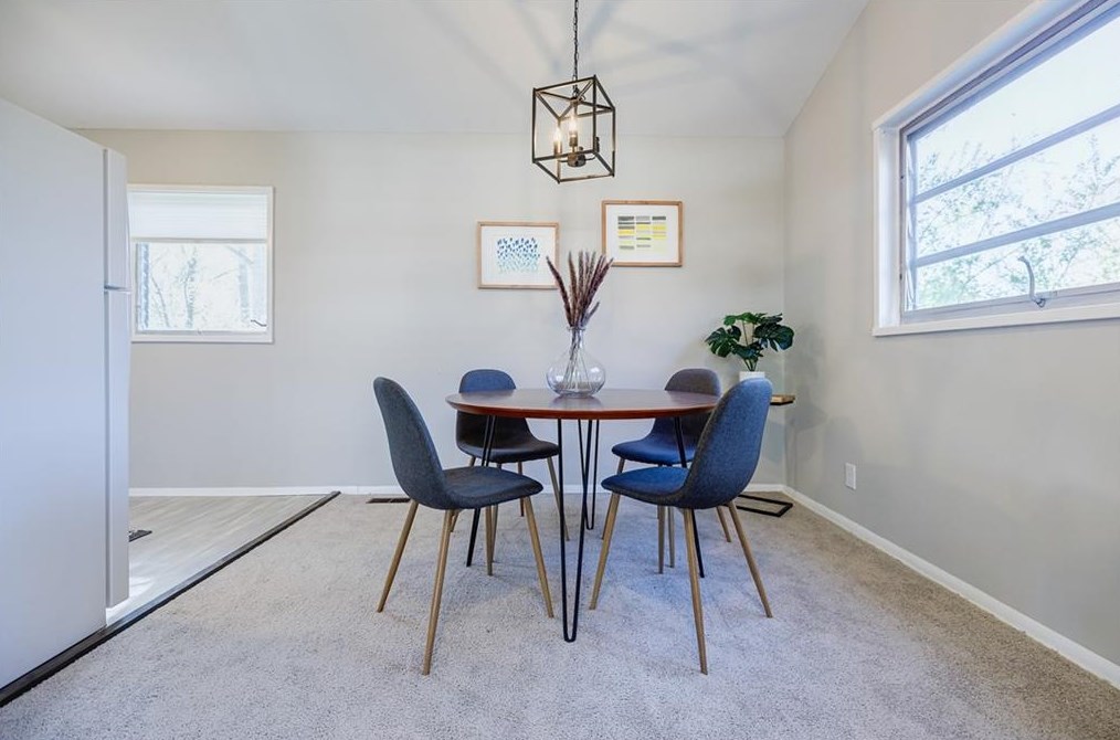 3017 Flamingo Dr, Decatur GA  30033-3936 exterior