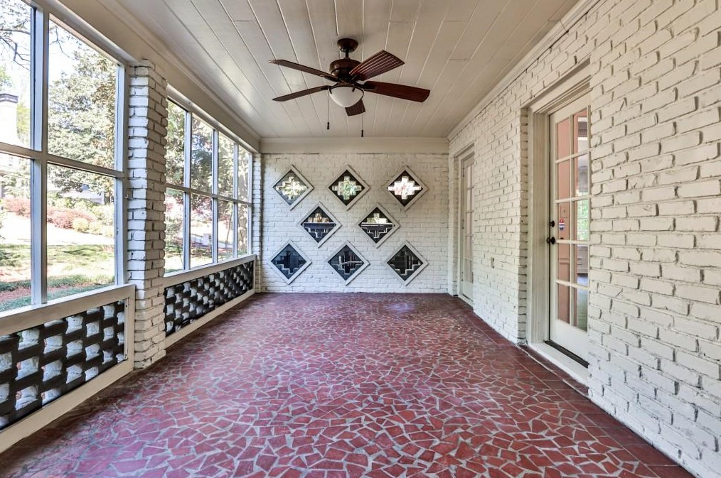 1659 Nottingham Way, Atlanta GA  30309-2662 exterior