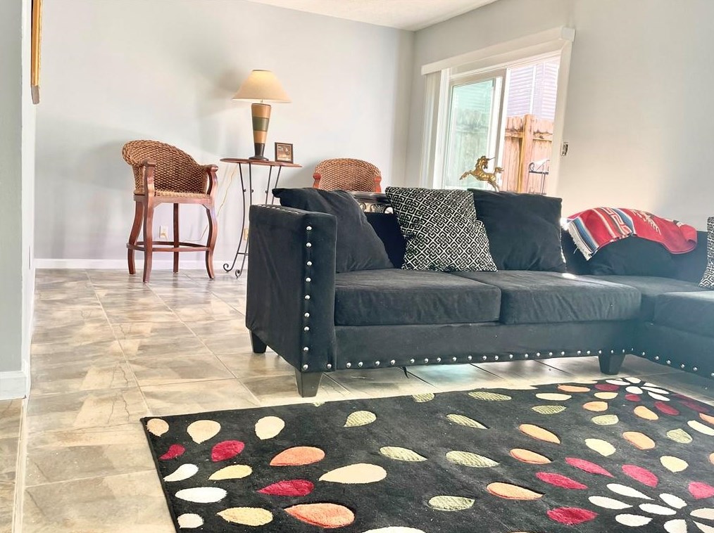 2045 Oak Park Ln, Decatur, GA 30032-5962