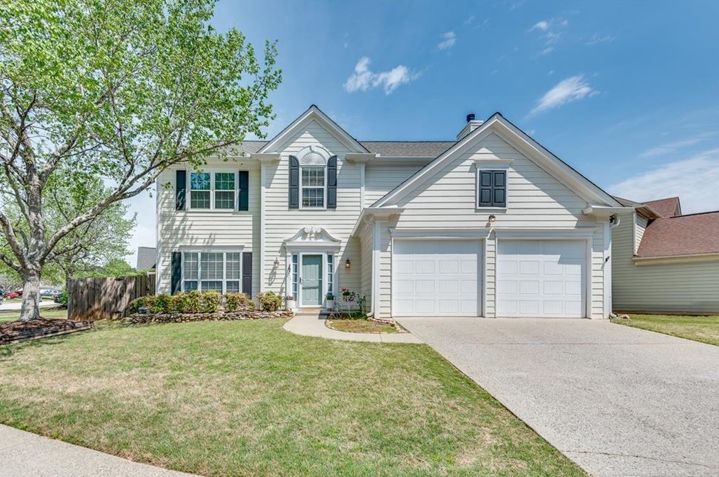 1130 Lyndhurst Way, Roswell, GA 30075-2581