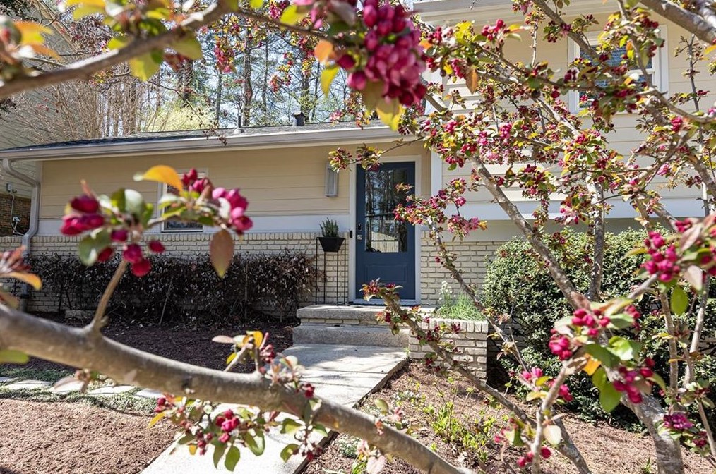 3504 Sexton Woods Dr, Atlanta, GA 30341-2015