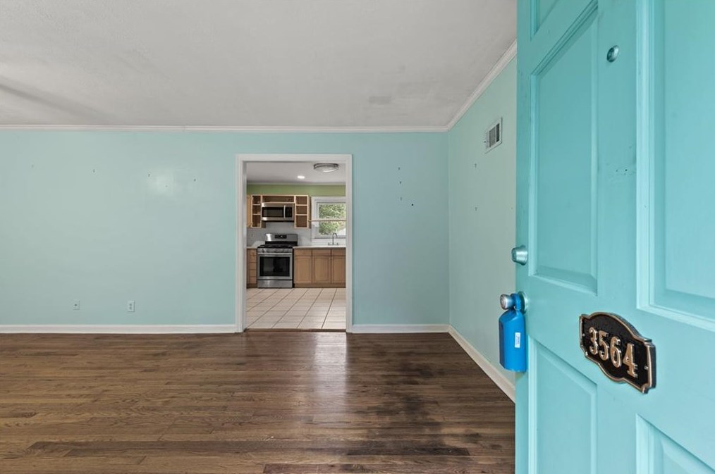 3564 Hickory Cir, Smyrna GA  30080-5614 exterior
